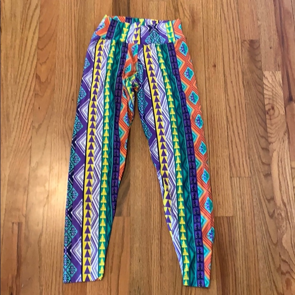 LIQUIDOACTIVE 3/4 LENGTH LEGGINGS PURPLE, ORANGE,